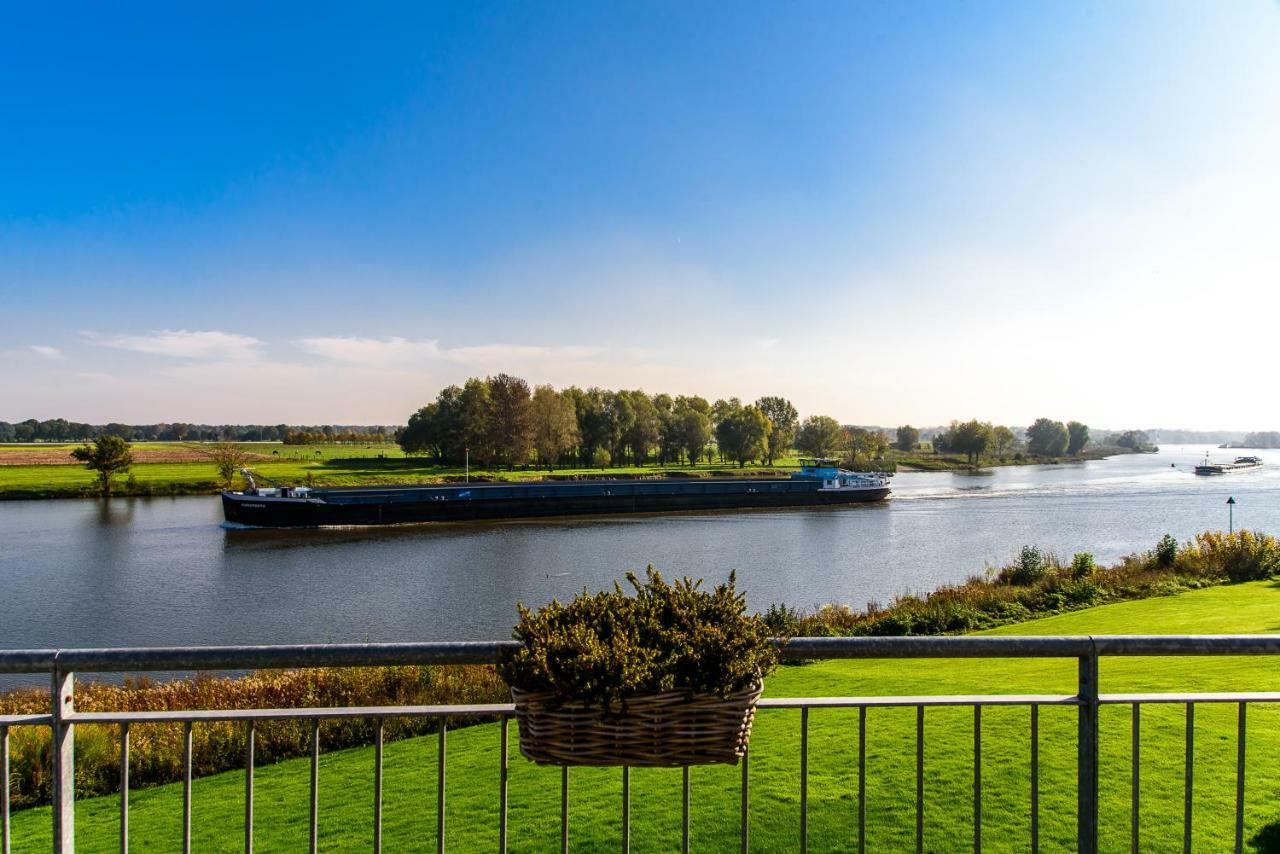 Vakantie Aan De Maas Broekhuizen  Extérieur photo