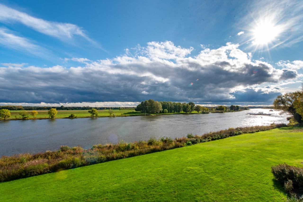 Vakantie Aan De Maas Broekhuizen  Extérieur photo